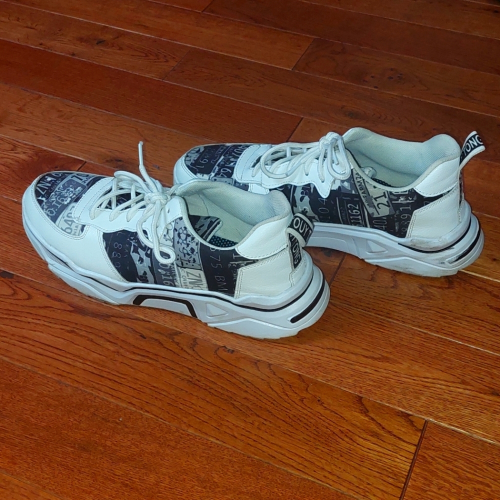 TOUGTOUY Size 10 Graphic Black and White Clunky Trainers